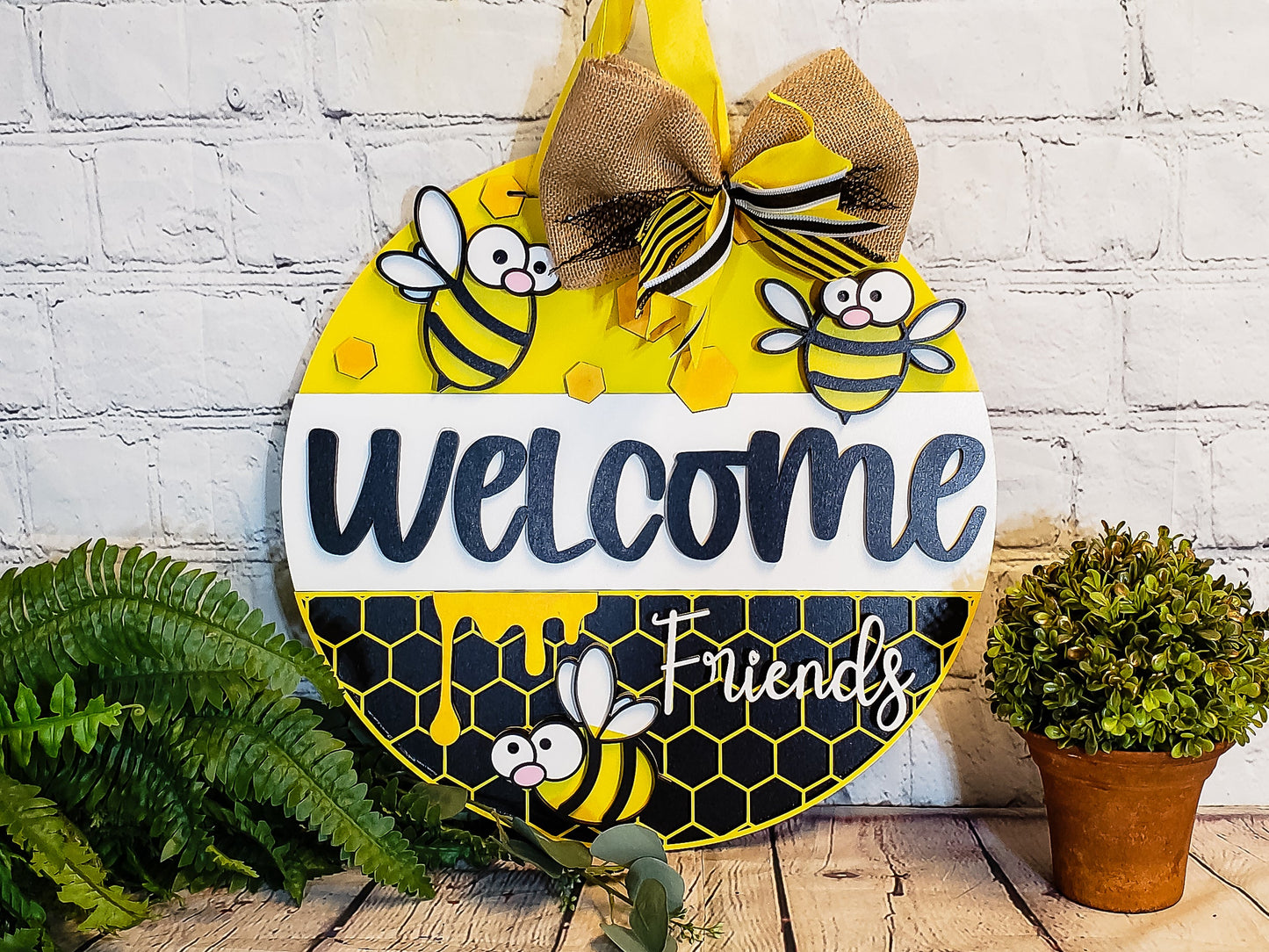 Welcome Friends Cartoon Bee Door Hanger