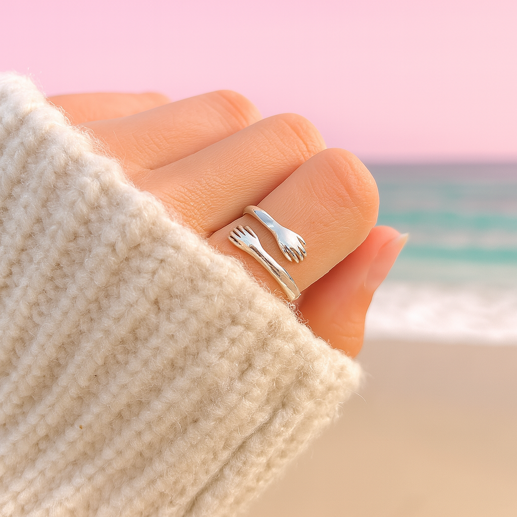 Hug Ring