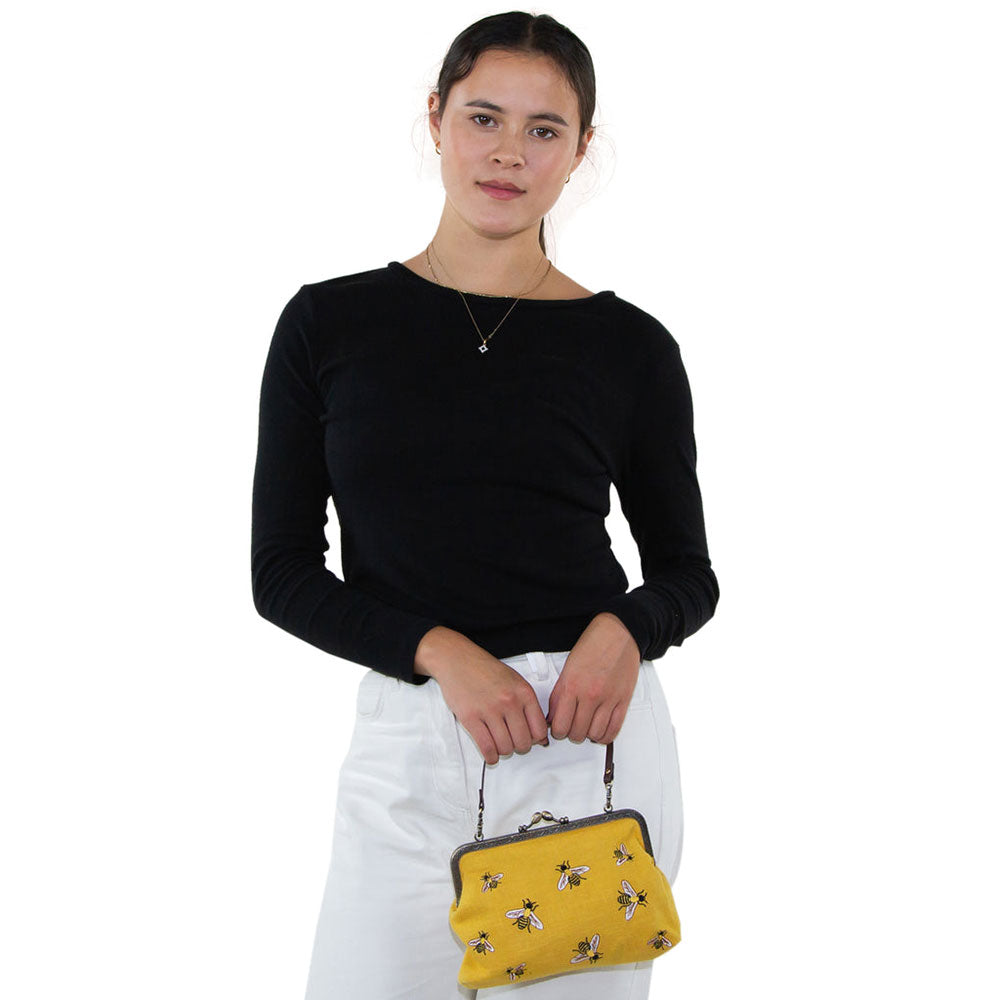 Bees Vintage Kisslock Handbag : Yellow