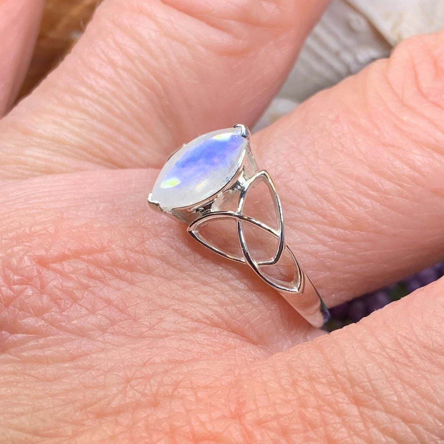 Esmeralda Celtic Knot Ring