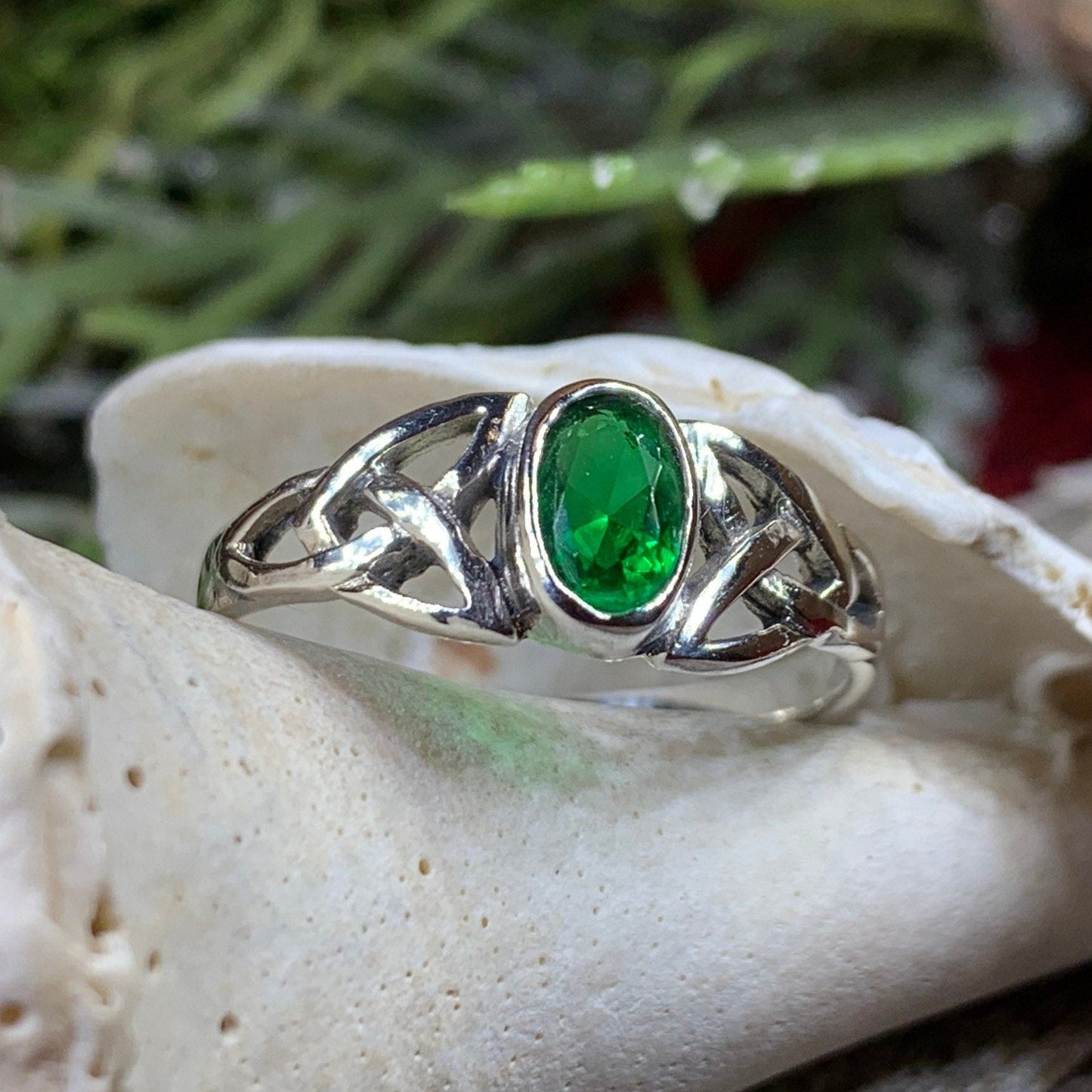Faelyn Trinity Knot Ring