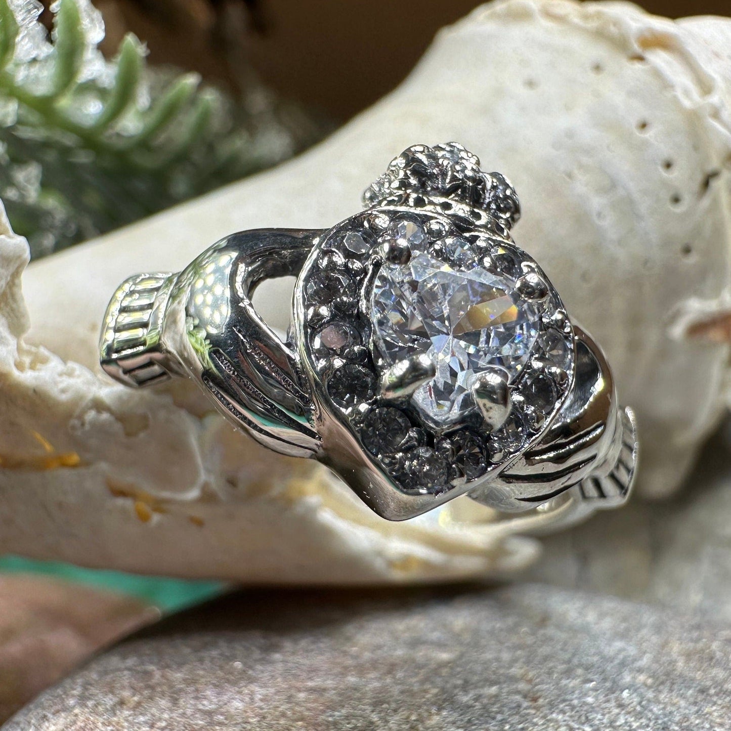 Evermore Claddagh Promise Ring