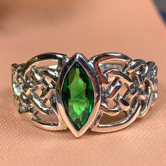 Emily Celtic Knot Ring