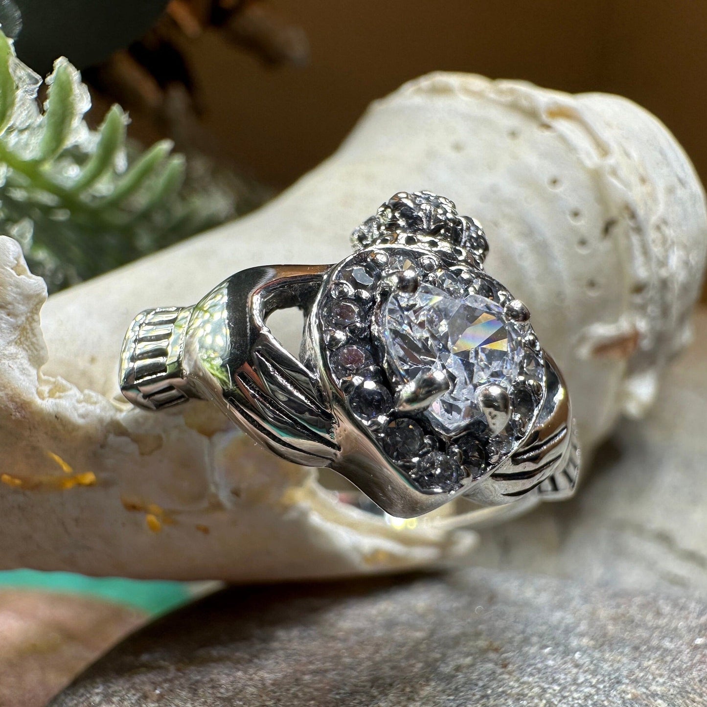 Evermore Claddagh Promise Ring